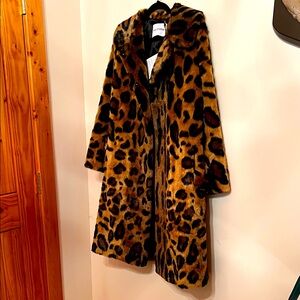 Stand Studio. Irina Coat. Leopard Print Faux Fur Coat with Belt. Size 42/L/12
